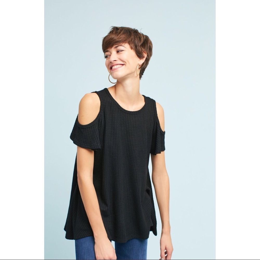 𝅺Anthropologie Fluttered opens shoulder - Picture 2 of 5